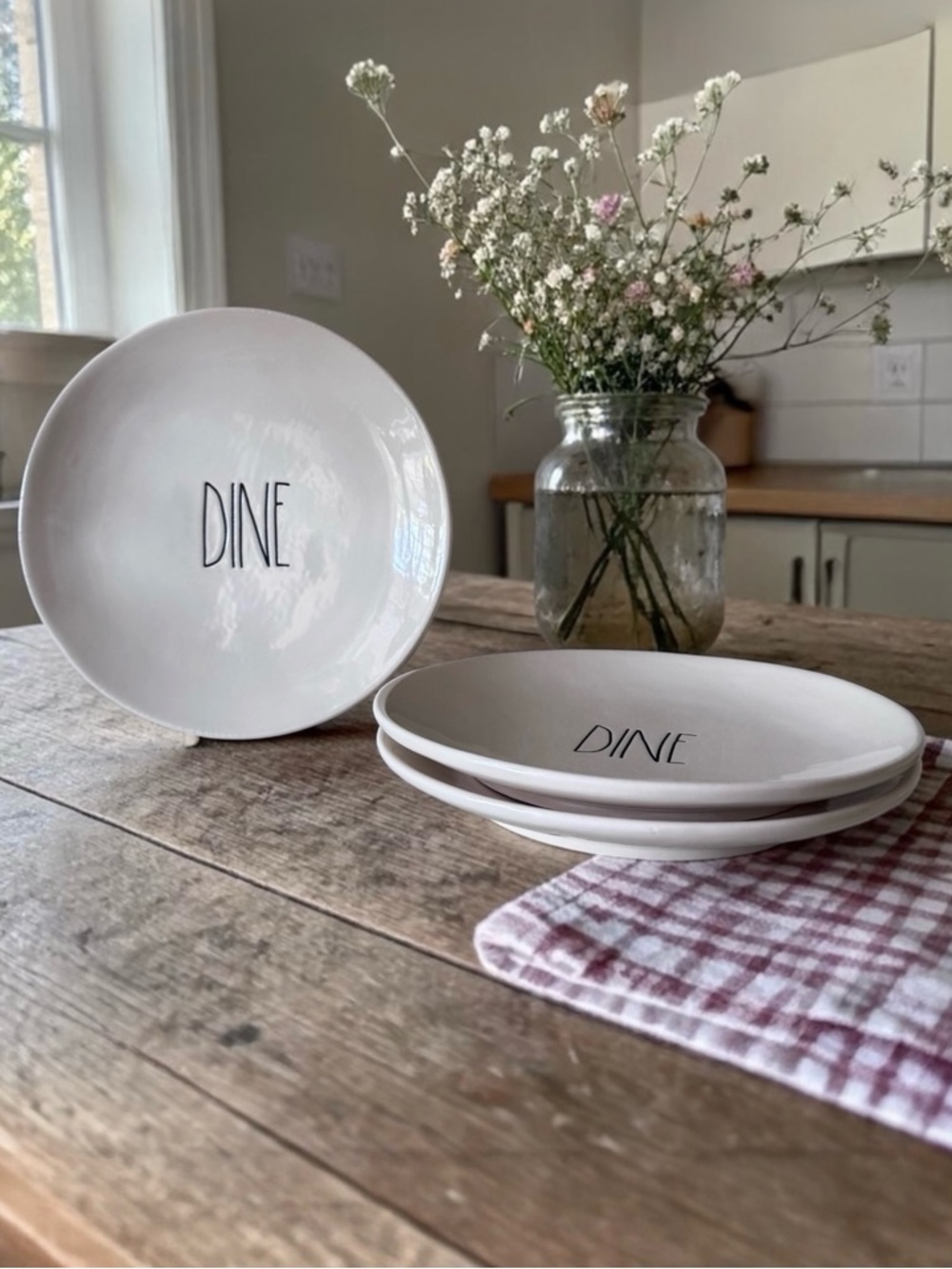 3 DINE 10” Rae Dunn Artisan Collection Dinner Plates Blk White Lettering Magenta